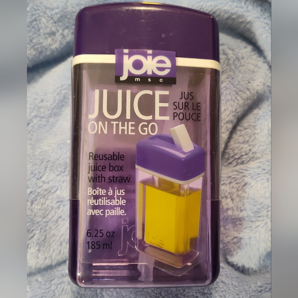 NWT!! Joie Juice On The Go Box